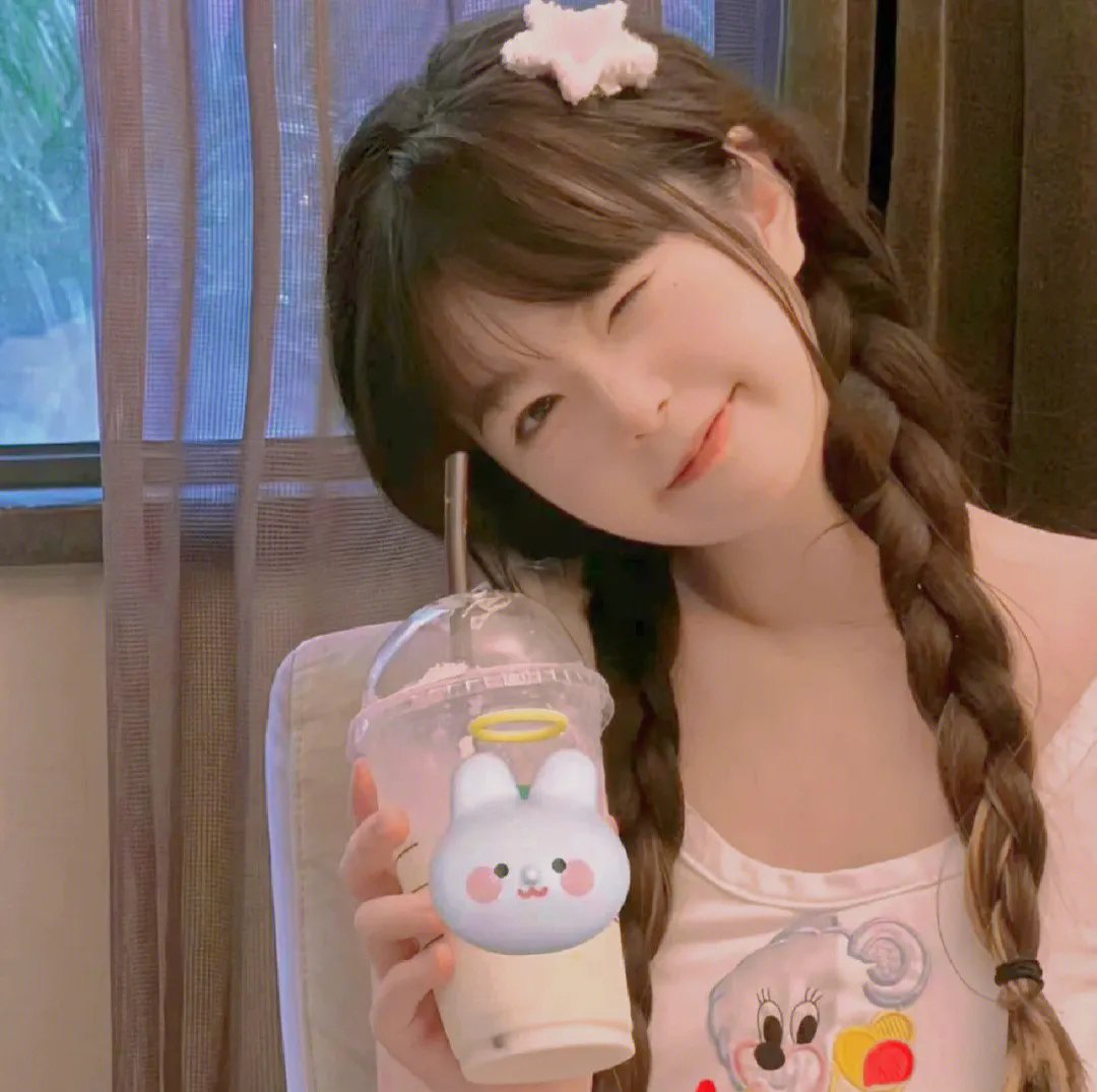 霍总那对龙凤胎和你长的很像